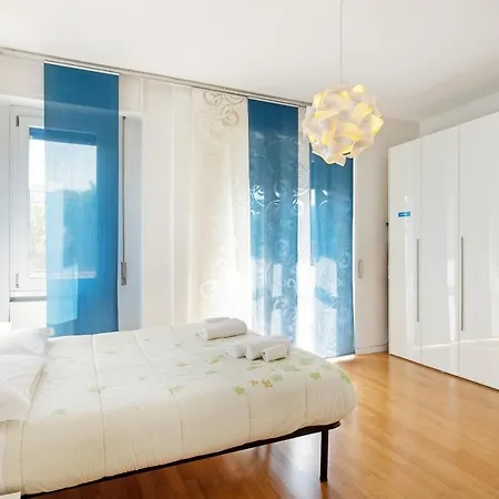Apartment Joivy Lovely Flat For 4 With Balcony Near Porta Romana