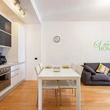 Joivy Lovely Flat For 4 With Balcony Near Porta Romana *